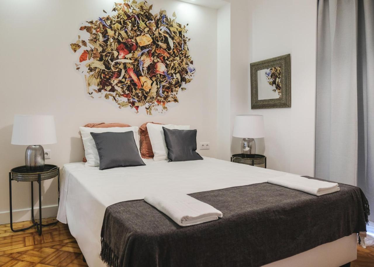 4U Lisbon Airport Suites Exteriör bild